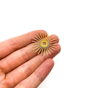 Brass Sun Charms, Raw Brass Star Pendant, Earring Findings, Sun Pendant, Jewelry Supplies, Earring Charms