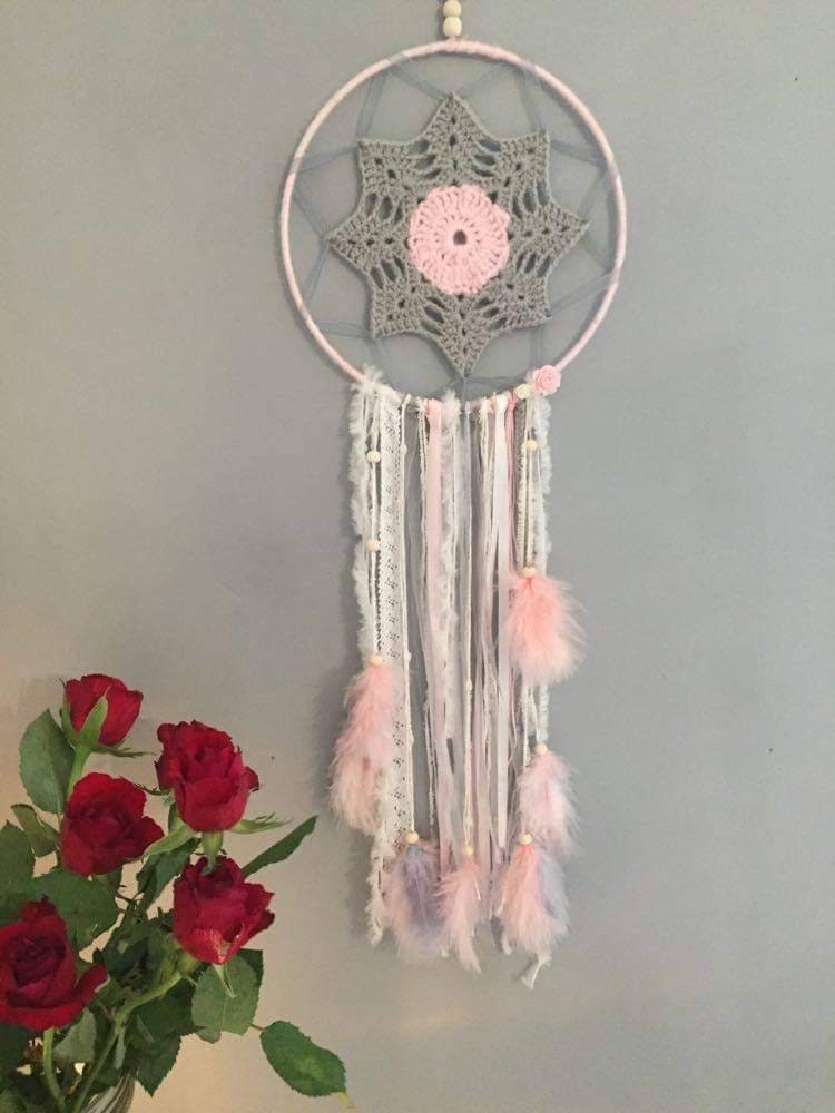 Attrape-Rêves, Capteur de Rêves, Gris et Rose, Réalisé Au Crochet.