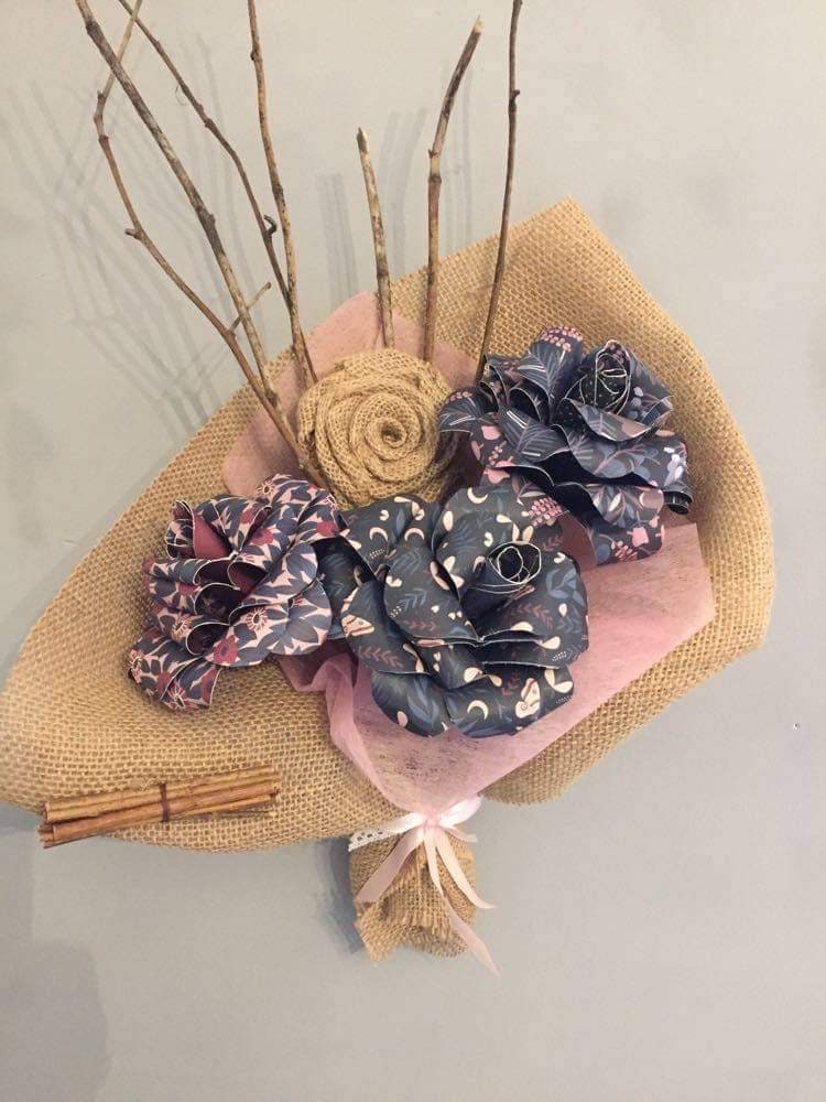 Bouquet de Fleurs en Papier, Roses Papier Fait Main, Origami.