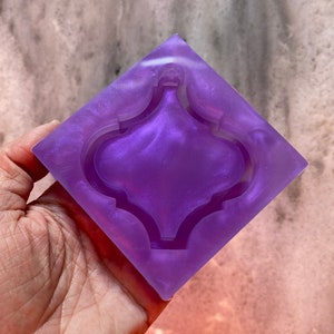 Arabesque Christmas Bauble Shaker Silicone Mould, Tree Decoration, with Loop