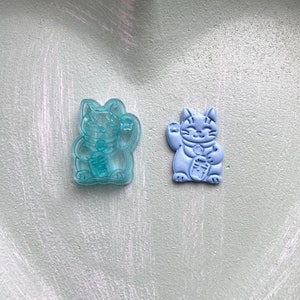 Chubby Lucky Cat Clay Cutter / Polymer Clay Cutter / Polymer Clay Tools / Jewellery Making / Maneki-Neko / Beckoning Cat / Good Luck Cat