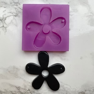Flower Pendant Silicone Mould, with 2 holes, mould for resin, mold for resin