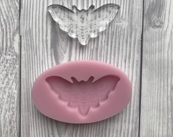 Pendant Death’s Head Moth Silicone Mould