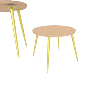 Może przedstawiać: Okrągły drewniany stół z jasnobrązowym blatem i złotymi metalowymi nogami. Stół ma średnicę około 76 cm.