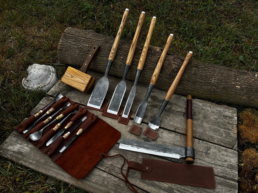 Carpenters Slick Chisel Set 15pcs. Chisel for a Wooden Frame. Straight