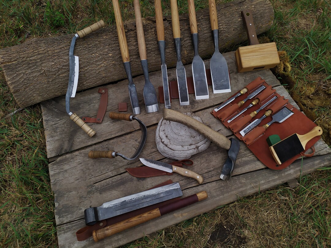 Carpenters Slick Chisel Set 18pcs. Chisel for a Wooden Frame. Straight