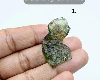 Raw Moldavite, Genuine MOLDAVITE,  Moldavite Crystal, AUTHENTIC Moldavite, Moldavite Stone, Moldavite Chips, Moldavite, Real Moldavite
