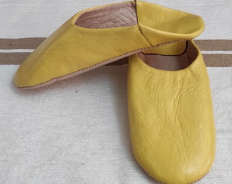 Yellow Slipper, Womens Moroccan Leather Babouche Slippers,Traditional Moroccan Basic Babouche,Sheepskin Slippers,Babouche