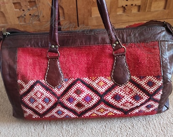 Travel adventure Leather Bag kilim Boho Weekend Bag, Kilim Travel Bag, Duffel bag, carpet Bag, rug design, vintage carpet, stylish Handbag