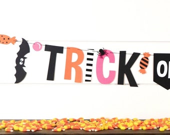 Halloween Decor, Trick or Treat Banner, Halloween Banner, Happy Halloween, Paper Banner Bunting, Halloween Bunting, Spooky Halloween Decor