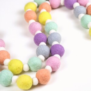 Pastel Rainbow Felt Ball Garland, Baby Room, Playroom Decor, Kid&#39;s Room Decor, Birthday Decor, Boho Nursery