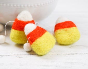 Felt Candy Corn Garland: Halloween Candy Decor