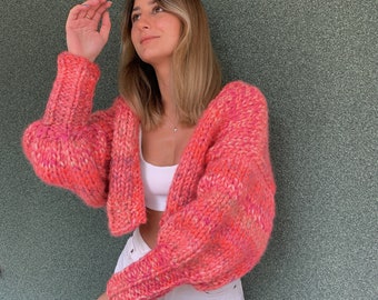 GlowbySely/ Pinky Loli Handmade Jacket/ Merino Wool/ Oversize Knitted Chunky/ Gift For Her/ Handmade Jacket/ Knitted Crop Sweater