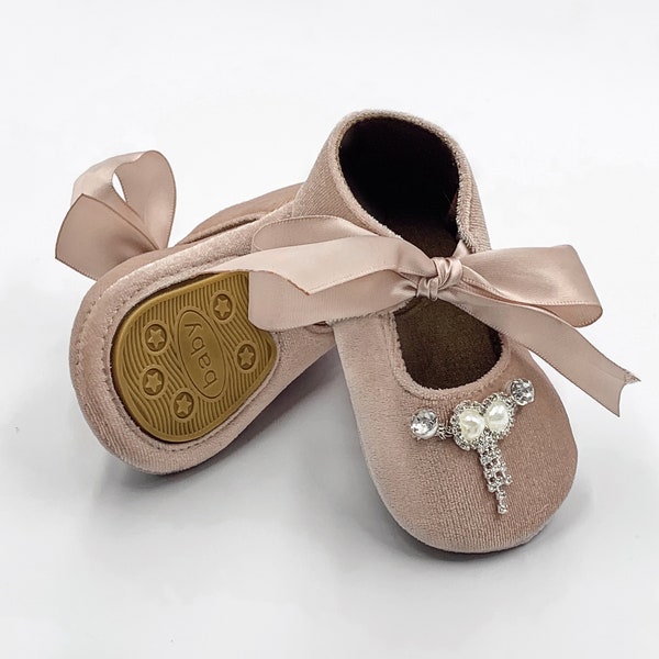 Zapatos de niña rosa, zapatos de 1er cumpleaños, patucos de niña, zapatos de cuna, zapatos de niña recién nacida, zapatos para recién nacidos