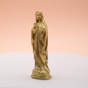Virgin Mary Miniature, Dollhouse Decor, Diorama Accessory, Collectible Display, Statue, Dolls House, Religious Statue, Faith Gift