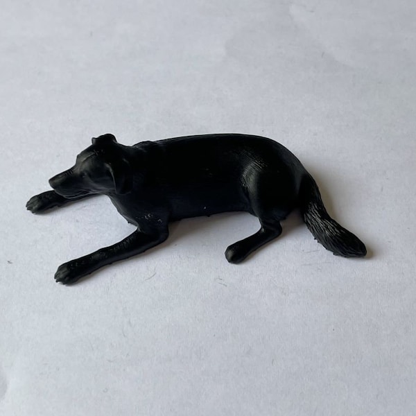 Labrador Miniature, Tiny Animal Figurine, Dollhouse Decor, Diorama Accessory, Dog, Laying Dog, Pet Dog, Hand Painted Resin