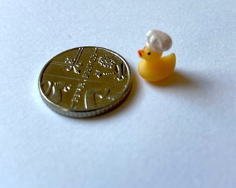 Chef Duck Miniature, Tiny Animal Figurine, Dollhouse Decor, Diorama Accessory, Bird, 3d Printed Resin Kitchen Decor, Cook Gift, Food Lover