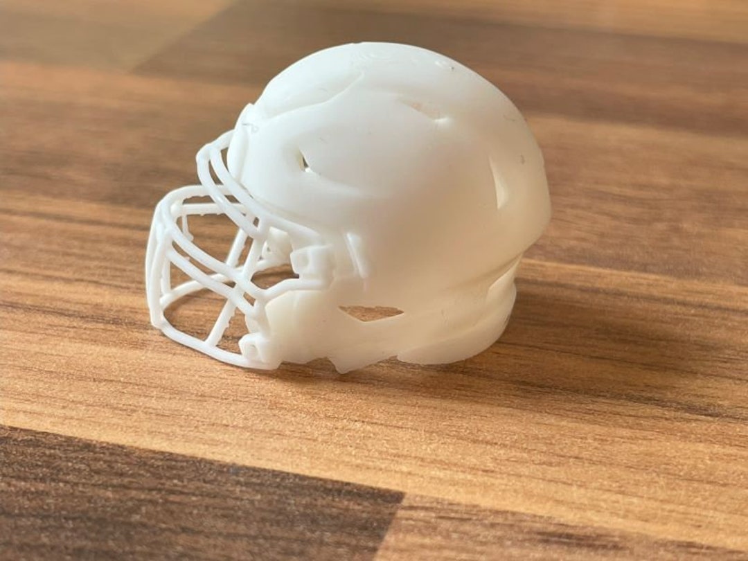 doll size football helmet New York Giants NFL Riddell Speed Pocket PRO Micro/Pocket-Size/MINI : Sports & Outdoors point chinstrap Plastic Football Helmet for Doll
