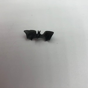 Little bats -  2.2cm wide | Unique Gothic Decor | Miniature Animal Sculpture | Spooky Halloween Decoration Gift