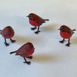 Little miniature Robin Redbreast image 5
