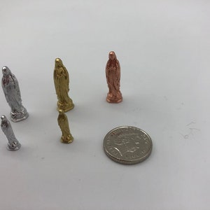 Miniature Virgin Mary Figurine – Small Religious Statue, Catholic Collectible, Christian Decor, Faith Gift