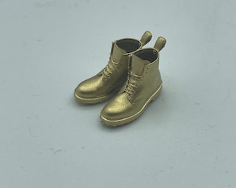 Petites bottines miniatures