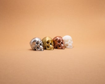 Human Realistic Skull Miniature, Gothic Decor, Halloween Decor, Diorama Prop, Dolls House, Spooky Dollhouse, Painted Gold Copper Silver