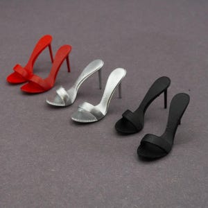 1:12th Scale High Heel Shoes Miniature, Dollhouse Decor, Diorama Accessory, Stiletto Sandals, Dollhouse Fashion, Tiny Shoe