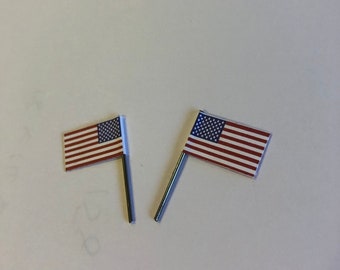 2 x Tiny flags of the United States of America for a Dolls House