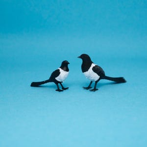 Realistic Resin Magpie Miniature: Hand-painted Bird Figurine - Etsy