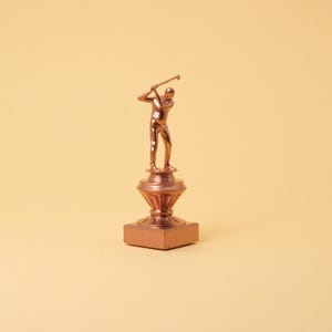 Miniature golfing trophy, cute 3D printed golf award, tiny golfer gift, dollhouse sports decor, collectible golf figurine.