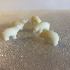 Miniature White Polar Bear Figurine Ornament Animal Lover Gift Small Bear Collectible Arctic Wildlife Display Cute Polar Bear Ornament Gift