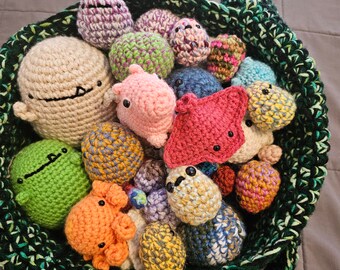 Pacchetto misterioso di piccole creature da collezione!