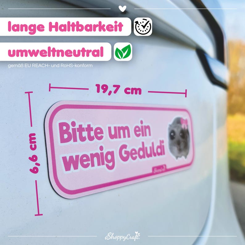 Imán para coche con forma de hámster triste "Por favor, ten paciencia" - Letrero para conductores noveles, divertido | Regalo para mejor amigo, idea para regalar al carnet de conducir, rosa imagen 3