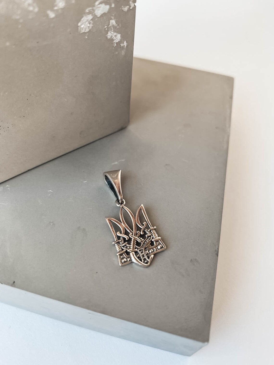 Petit trident ukrainien en argent, collier tryzub symbole de