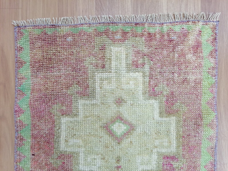 Incredible Rug, Small Aztec Rug, Vintage Turkish Rug, Chic Oushak Rug, Living Room Rug, Doormat Rug, Natural Rug, 1.7 x 1.7 feet, GR 2260 image 3