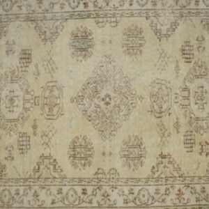 Geometric Design Rug, Vintage Rug, Oushak Rug, Hand Knotted Rug, Faded Rug, Turkish Rug, Pasoral Show Room Carpet, 5.3 x 8.8 feet, GR 2476 image 4