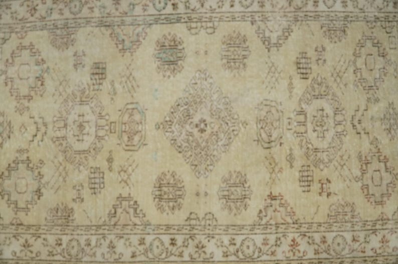 Geometric Design Rug, Vintage Rug, Oushak Rug, Hand Knotted Rug, Faded Rug, Turkish Rug, Pasoral Show Room Carpet, 5.3 x 8.8 feet, GR 2476 image 4