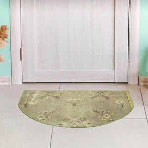 Vintage Outdoor Mat, Floral Pattern Mat, Ancient Rug, Mat For Dog, Kitchen Decor, Oushak Turkish Rug, 1.6 x 2.6 feet, GR 2638