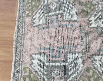 Meditation rug, boho decor rug, sustainable rug, turkish area rug, organic wool rug, handmade rug, vintage area rug,  1.5 x 3.1 ft, GR 3766