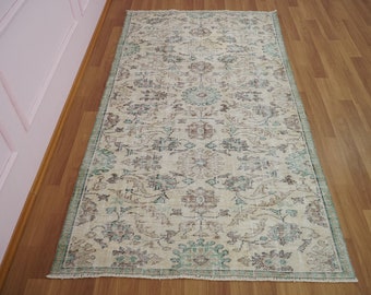 Turkish Rug, Floral Rug, Vintage Rug, Entryway Rug, Faded Rug, Bohemian Rug, Oushak Rug, Bedroom Rug, Shabby Rug, 4.5 x 8 feet, GR 1297