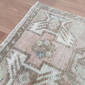 Turkish vintage rug, small oushak rug, sun faded rug, rustic rug, nomadic rug, layering rug, rugs for kitchen, 1.5x3.1 ft, GR 3783
