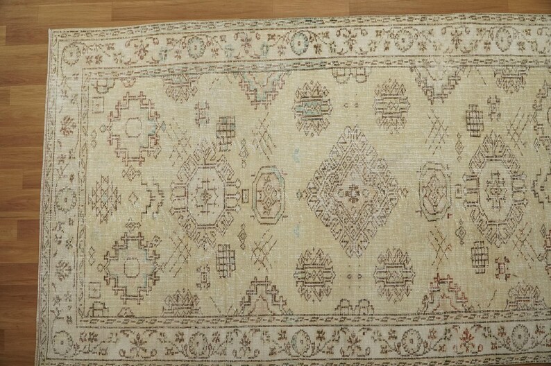 Geometric Design Rug, Vintage Rug, Oushak Rug, Hand Knotted Rug, Faded Rug, Turkish Rug, Pasoral Show Room Carpet, 5.3 x 8.8 feet, GR 2476 image 2
