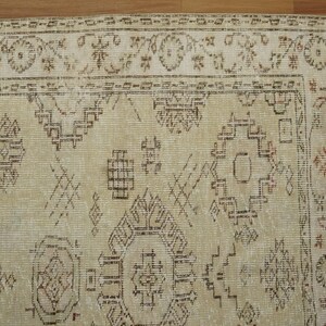 Geometric Design Rug, Vintage Rug, Oushak Rug, Hand Knotted Rug, Faded Rug, Turkish Rug, Pasoral Show Room Carpet, 5.3 x 8.8 feet, GR 2476 image 8