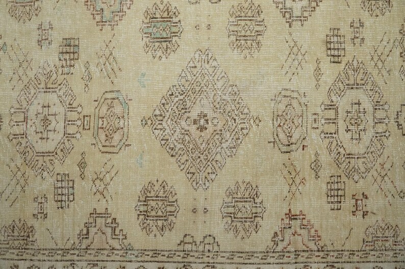 Geometric Design Rug, Vintage Rug, Oushak Rug, Hand Knotted Rug, Faded Rug, Turkish Rug, Pasoral Show Room Carpet, 5.3 x 8.8 feet, GR 2476 image 5