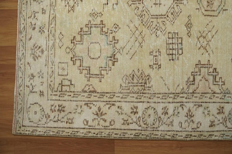 Geometric Design Rug, Vintage Rug, Oushak Rug, Hand Knotted Rug, Faded Rug, Turkish Rug, Pasoral Show Room Carpet, 5.3 x 8.8 feet, GR 2476 image 7