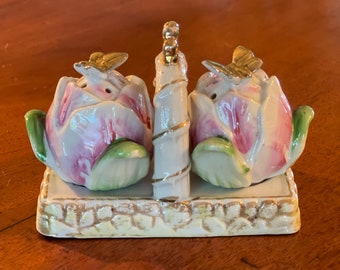 Vintage Garden themed Salt and Pepper Shaker set, butterflies and flowers, Japan