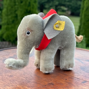Adorable Steiff Mohair Mini Elephant 0500/10, with button and ear tag, Germany