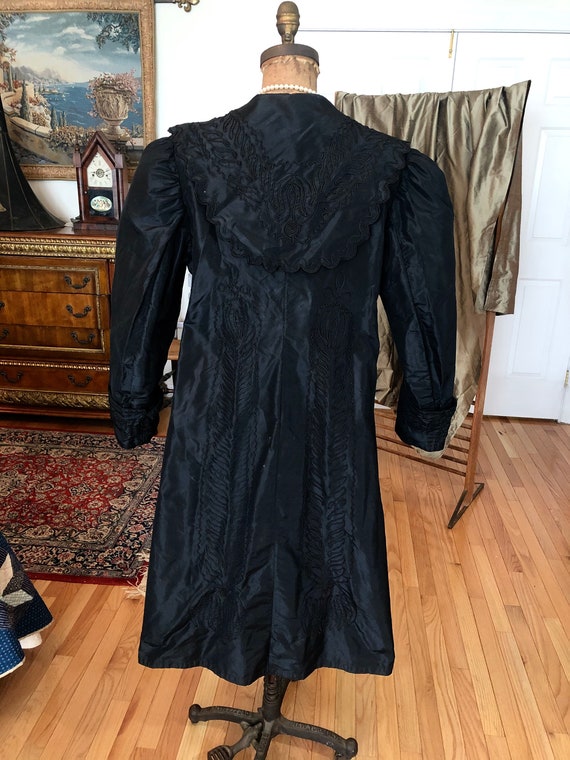 1870s Victorian Black Taffeta Coat, embroidered a… - image 7