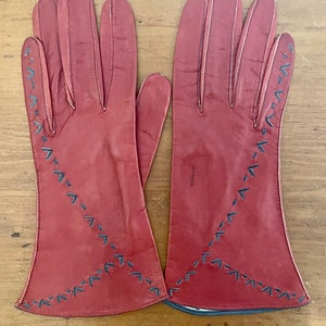 Superb 1960s Vintage Red Kid leather ladies gloves, size 7
